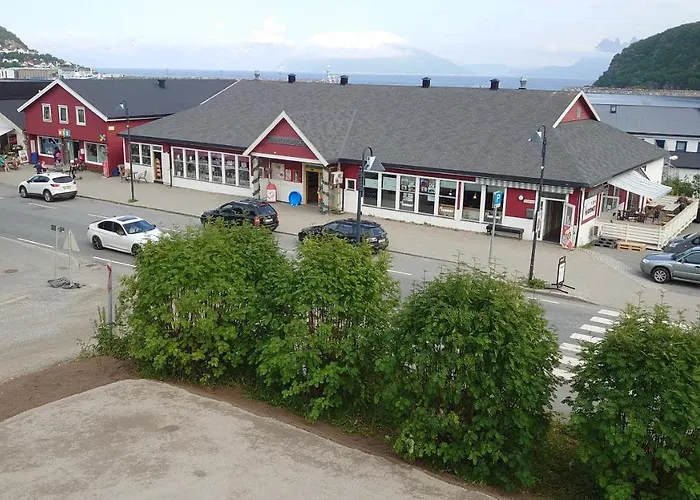 Pa Hjornet * Skjervoy